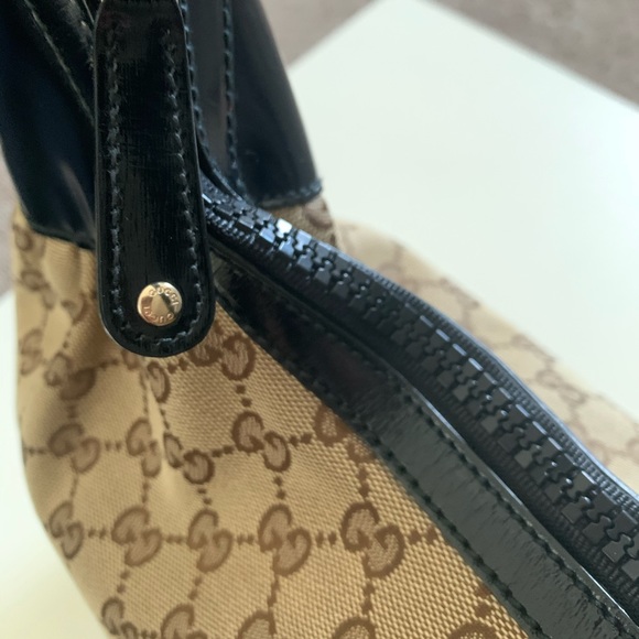 GUCCI BAG - Beige canvas with black patent leather - Picture 4 of 8